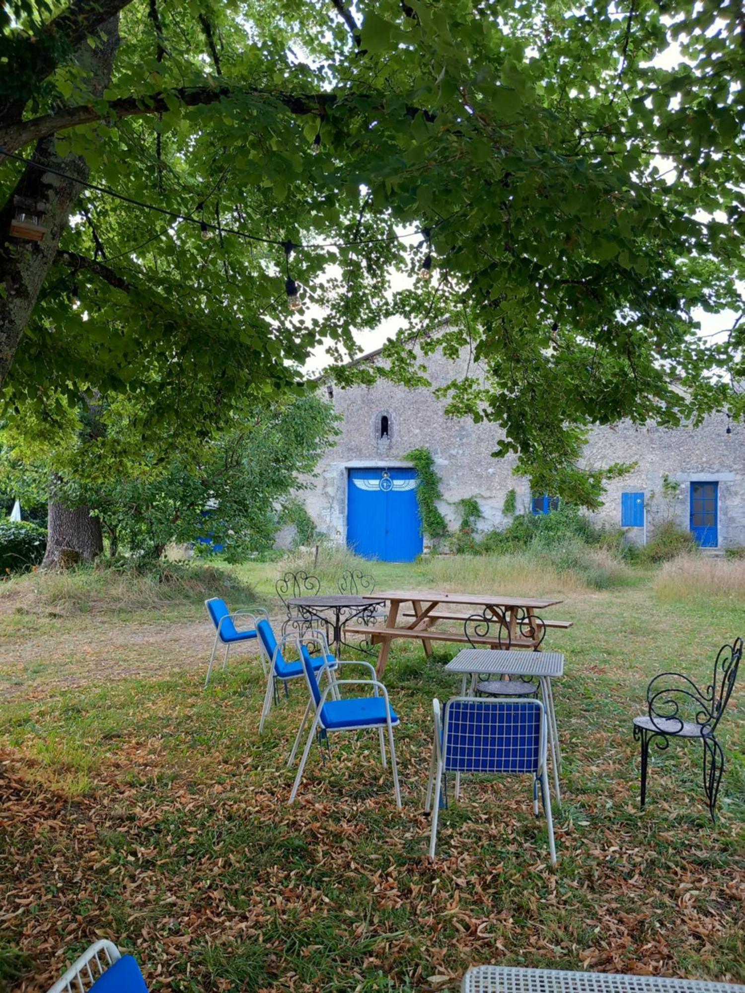 Bed and Breakfast La Montagne Sud Allemans Exterior foto